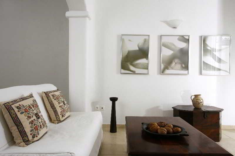 Aparthotel Yakinthos Residencia Mykonos Town Exterior foto