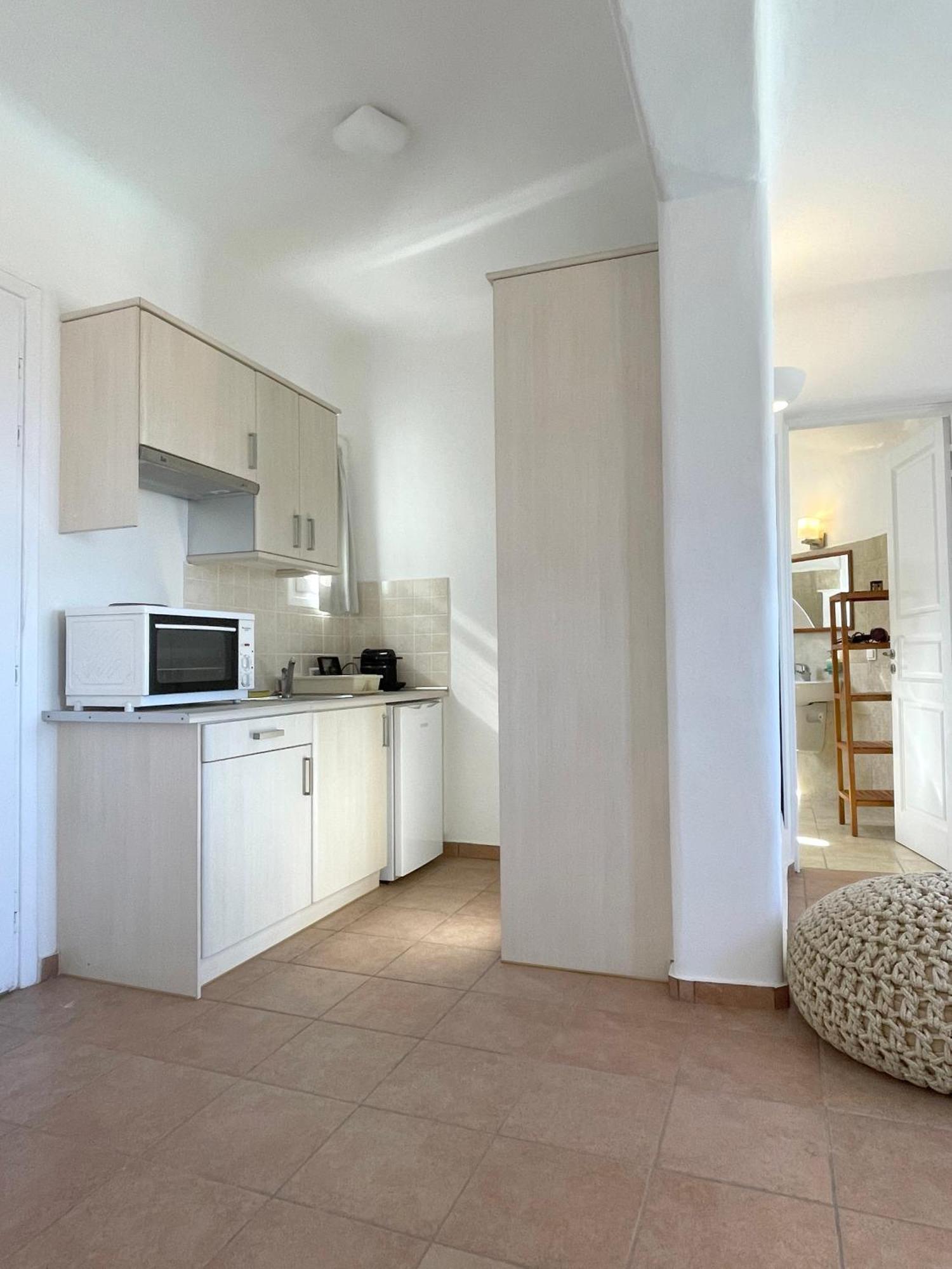 Aparthotel Yakinthos Residencia Mykonos Town Exterior foto